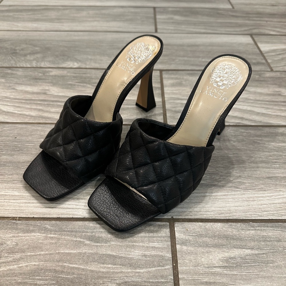 Vince Camuto Square-Toe Quilted Heels (Women’s Size 8.5)